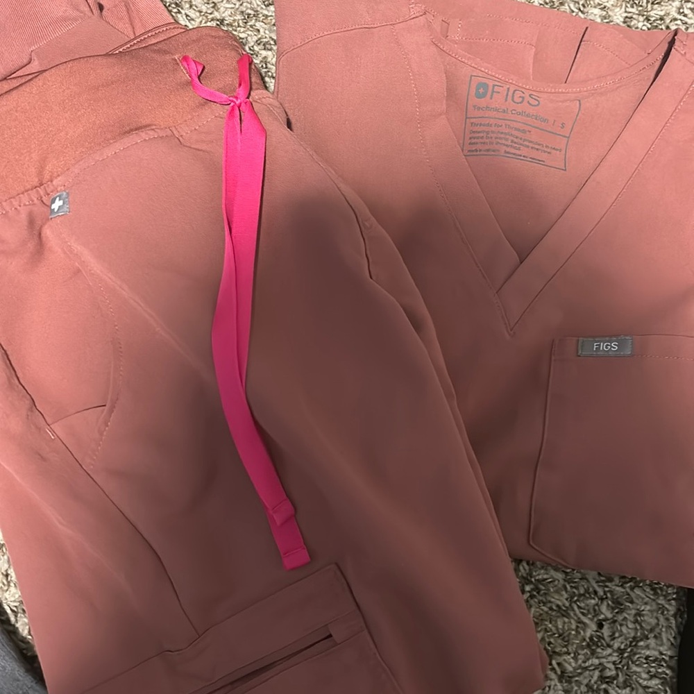 Figs scrub set-Mauve-like new